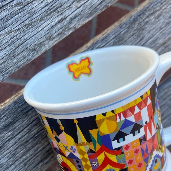 Disney it’s a small world Colorful Geometric Mug - Picture 4 of 6